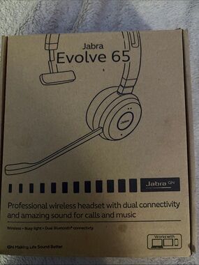 Jabra Evolve 65 Wireless Headset - Dongle,usb cable and bag
